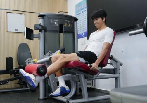 李镇全：已进行恢复性训练；希望兄弟们在U23国足顺顺利利